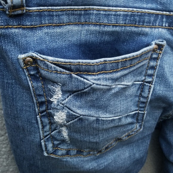 Daytrip Women's 28 Virgo Blue Cropped Bootcut Jeans 31.75" 24.25" 9" - Picture 9 of 12